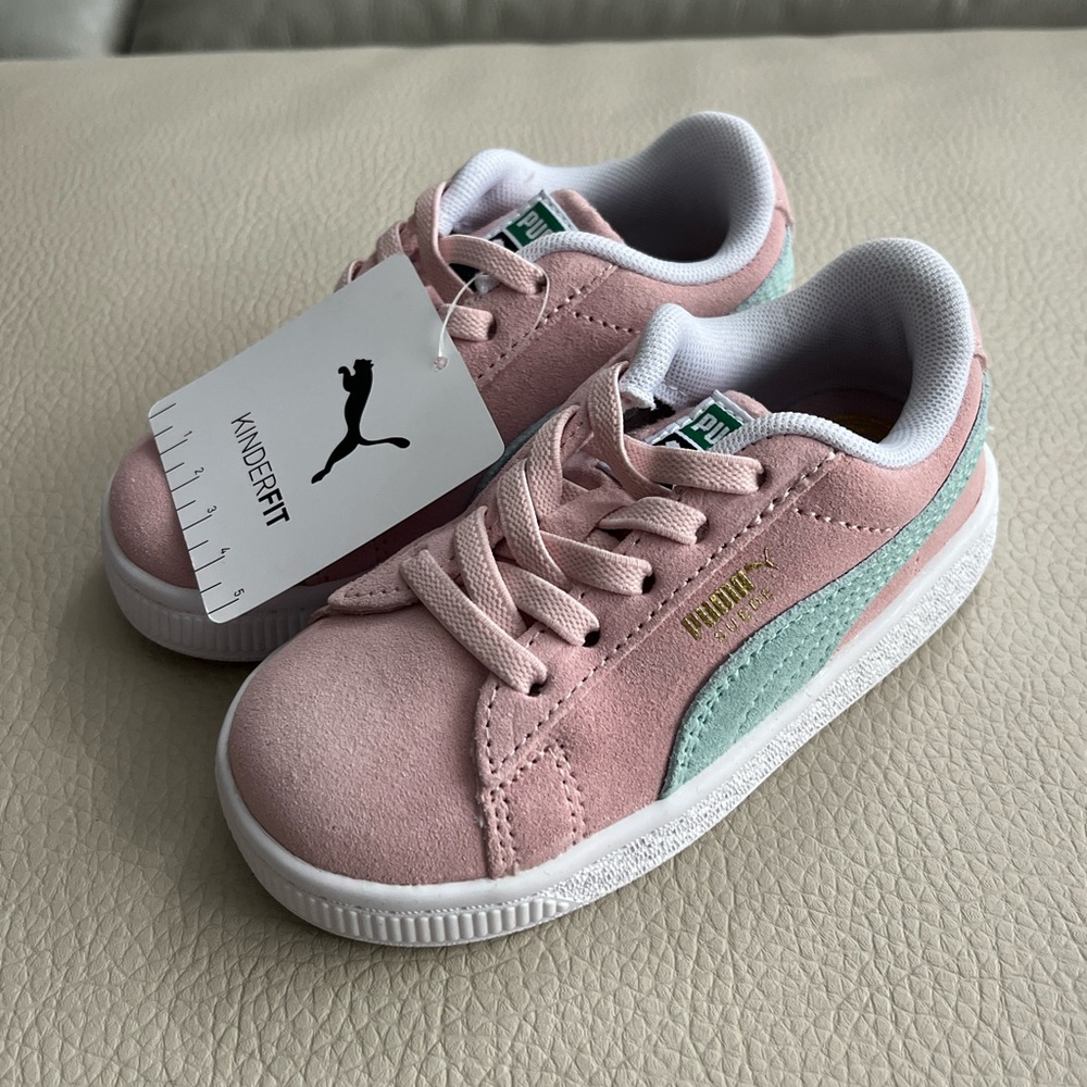 NWT - Puma Kids’ Suede Classic Shoes - Size 8